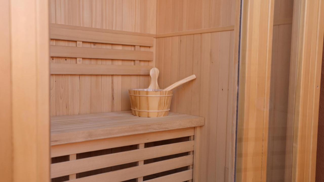 Ennéa - Jacuzzi&Luxury Suites Perpignan Extérieur photo